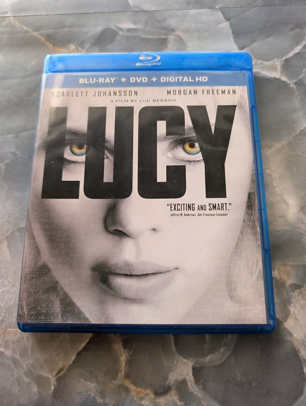 Lucy Blu-ray DVD Digital HD 2014 Combo Pack Scarlett Johansson Morgan Freeman